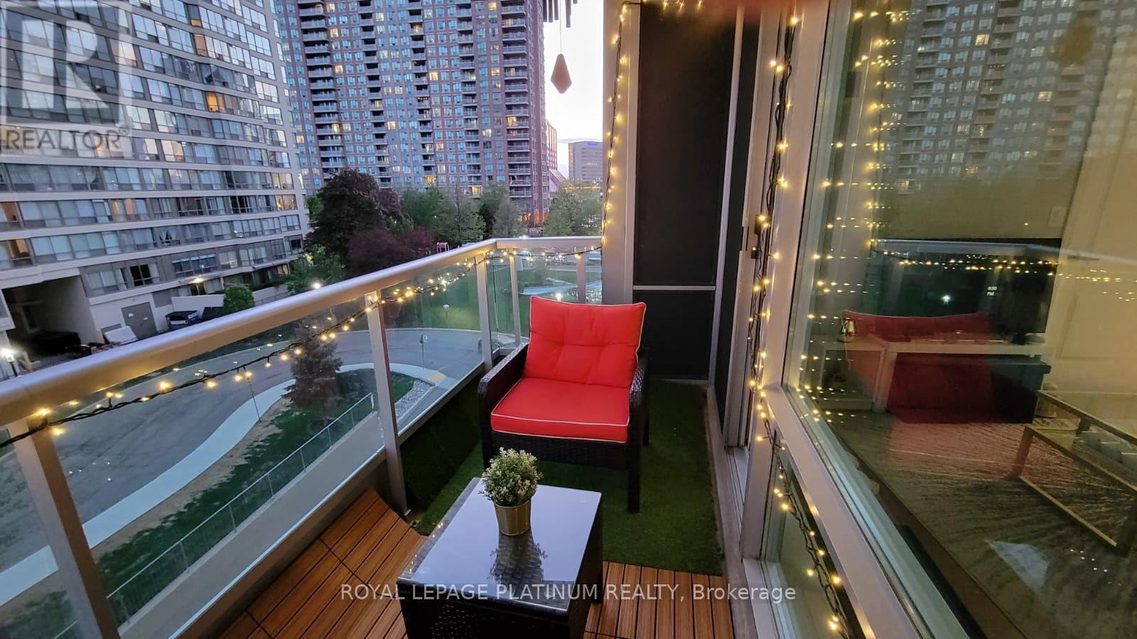 405 - 33 ELM DRIVE W, mississauga (city centre), Ontario