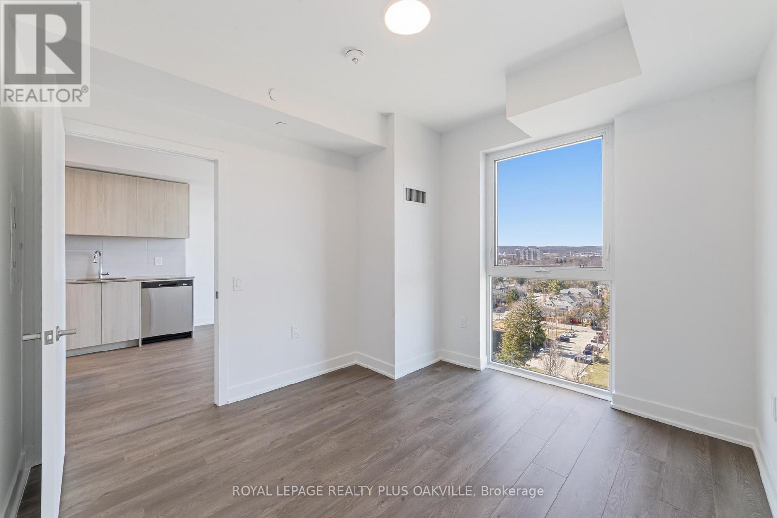 1212 - 2088 James Street, Burlington (Brant), Ontario  L7R 0H2 - Photo 10 - W12861772