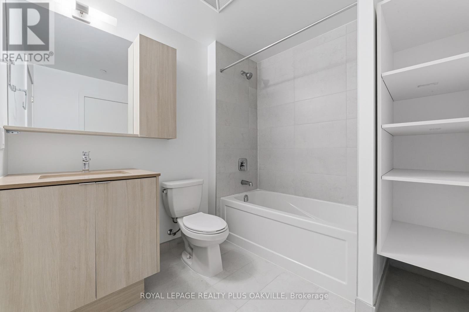 1212 - 2088 James Street, Burlington (Brant), Ontario  L7R 0H2 - Photo 12 - W12861772