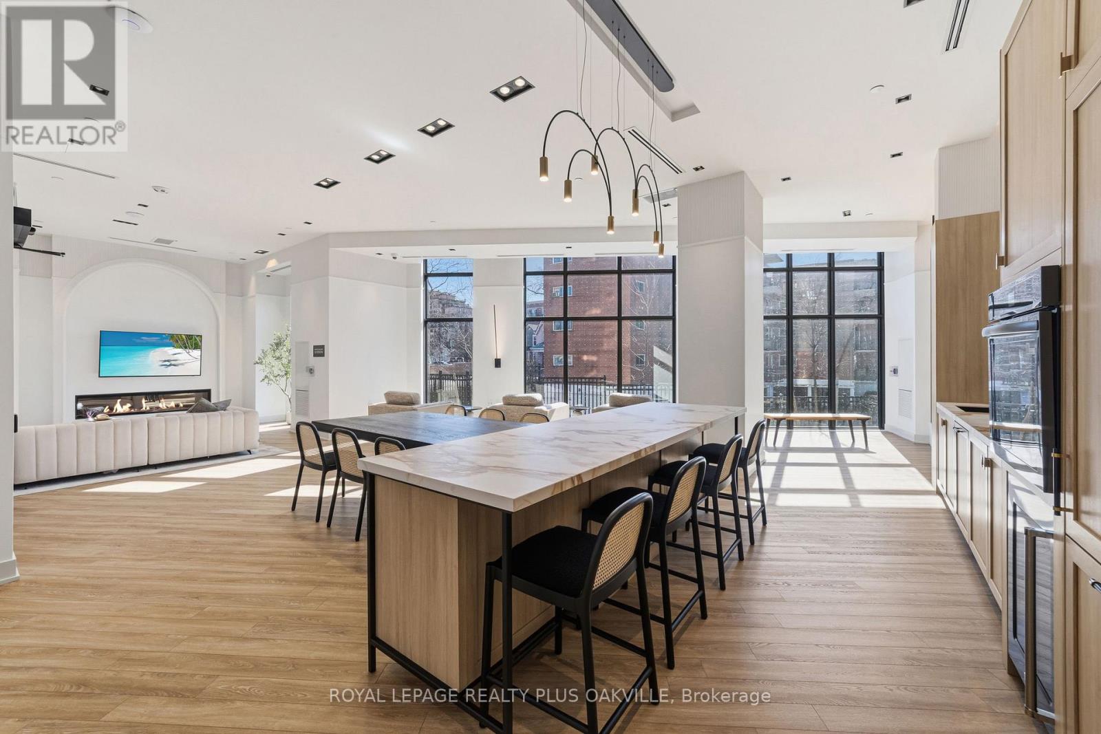 1212 - 2088 James Street, Burlington (Brant), Ontario  L7R 0H2 - Photo 17 - W12861772