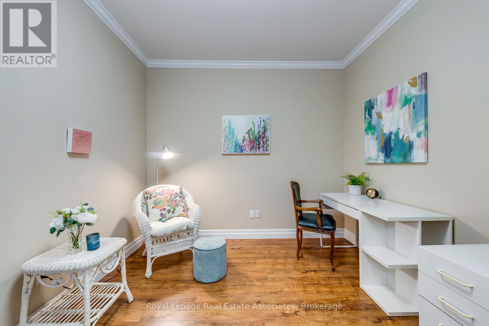 221 - 760 Woodhill Drive, Centre Wellington, Ontario  N1M 3W5 - Photo 8 - X12759276