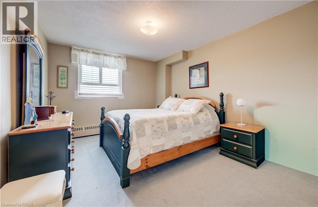 225 Harvard Place Unit# 911, Waterloo, Ontario  N2J 4H4 - Photo 12 - 40806679