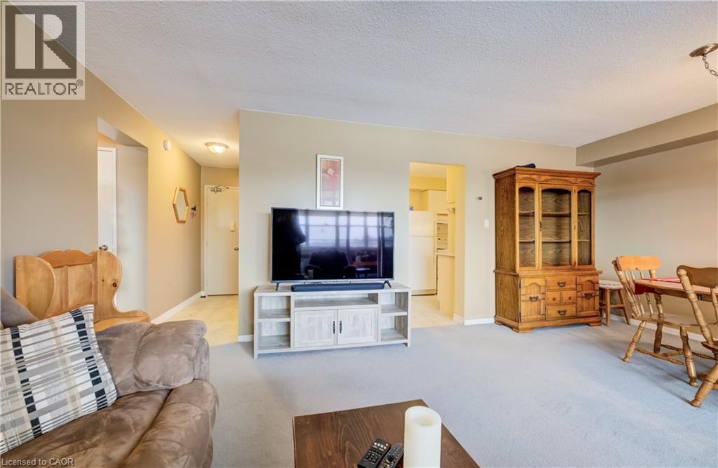 225 Harvard Place Unit# 911, Waterloo, Ontario  N2J 4H4 - Photo 5 - 40806679