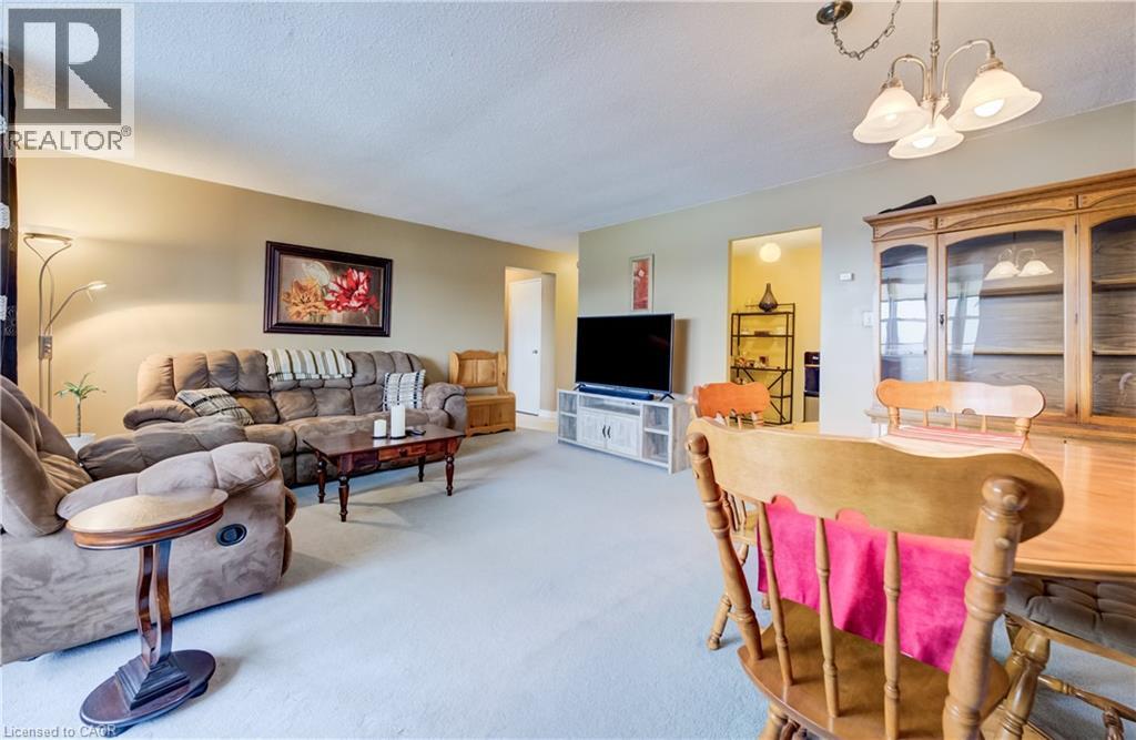 225 Harvard Place Unit# 911, Waterloo, Ontario  N2J 4H4 - Photo 4 - 40806679