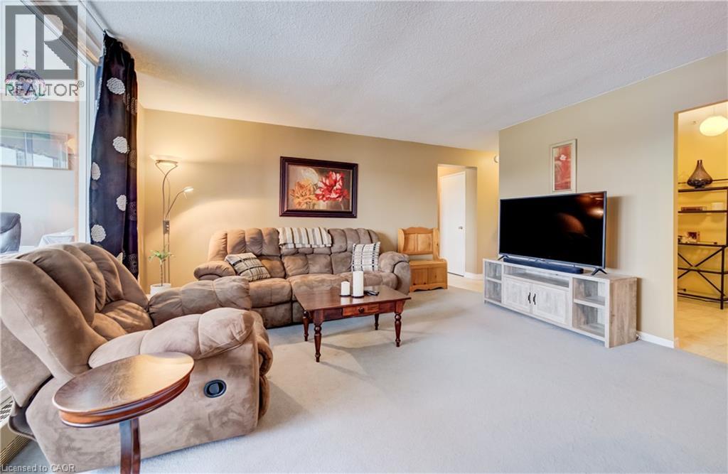 225 Harvard Place Unit# 911, Waterloo, Ontario  N2J 4H4 - Photo 3 - 40806679