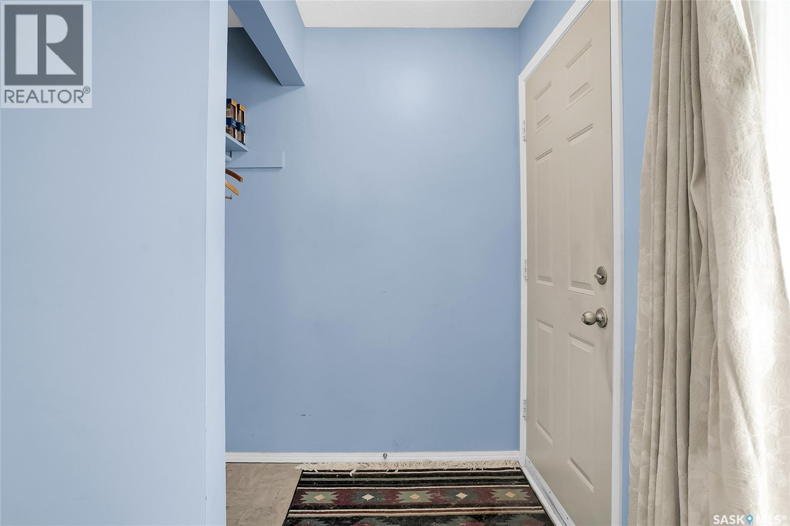 3006 33rd Street W, Saskatoon, Saskatchewan  S7L 0X9 - Photo 3 - SK029985