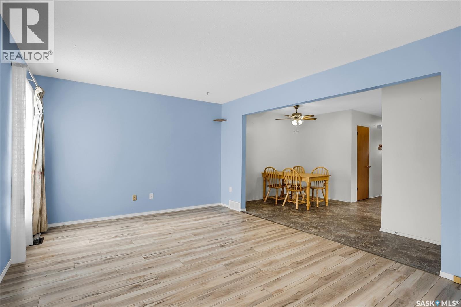 3006 33rd Street W, Saskatoon, Saskatchewan  S7L 0X9 - Photo 4 - SK029985