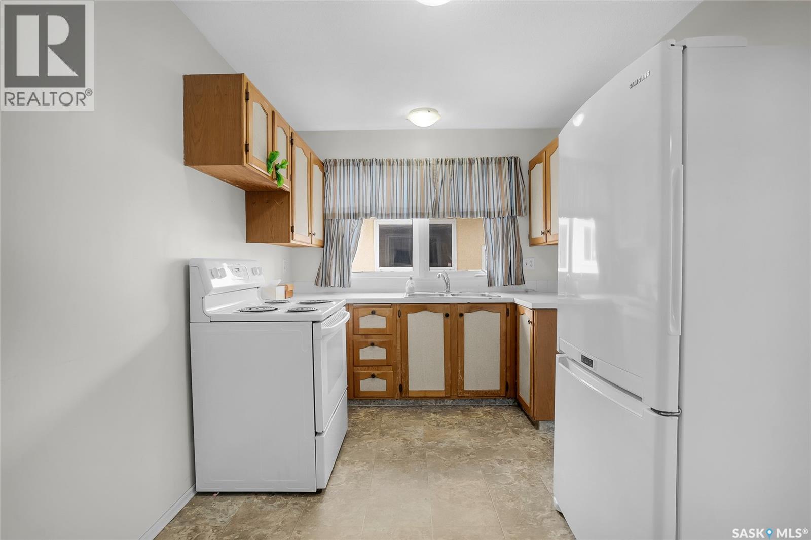 3006 33rd Street W, Saskatoon, Saskatchewan  S7L 0X9 - Photo 9 - SK029985