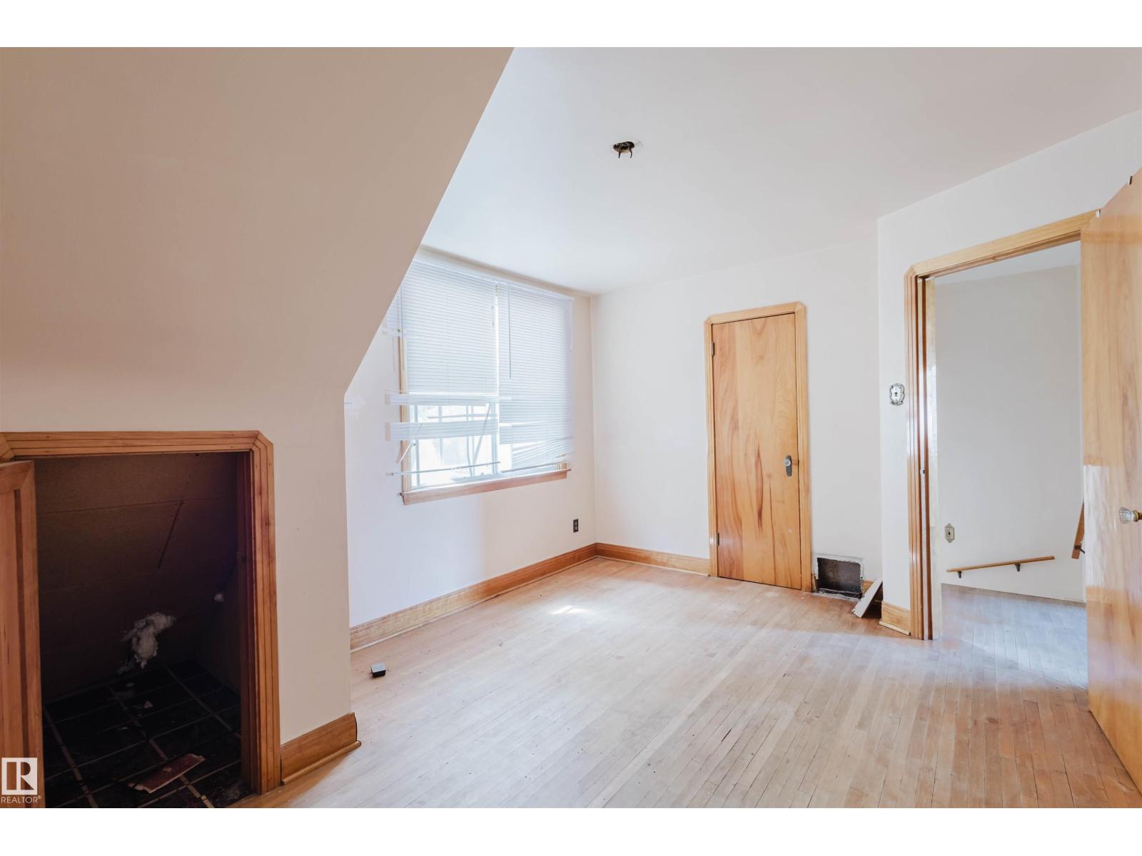 10827 111 St Nw, Edmonton, Alberta  T5H 3G5 - Photo 24 - E4476224