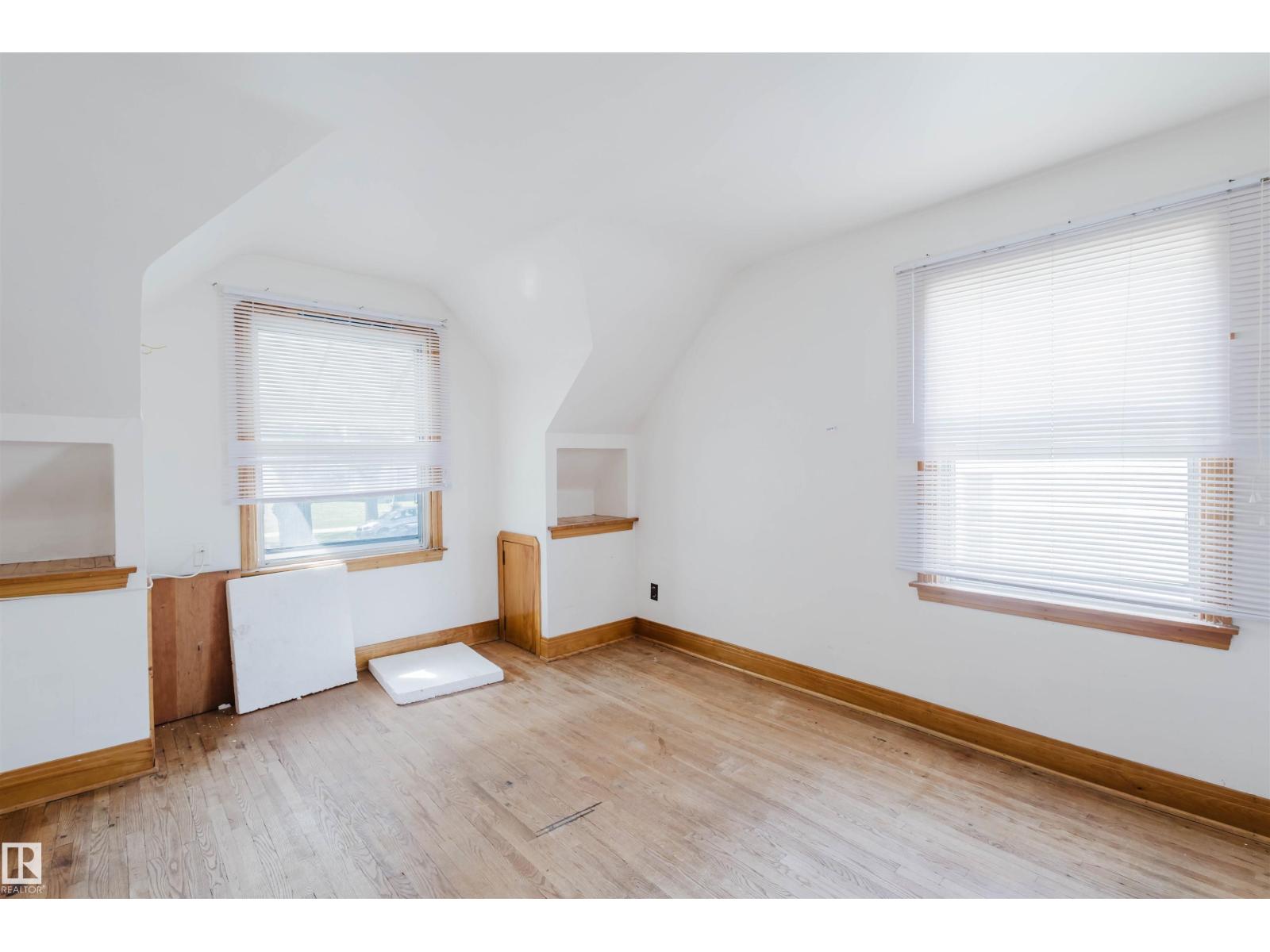 10827 111 St Nw, Edmonton, Alberta  T5H 3G5 - Photo 14 - E4476224