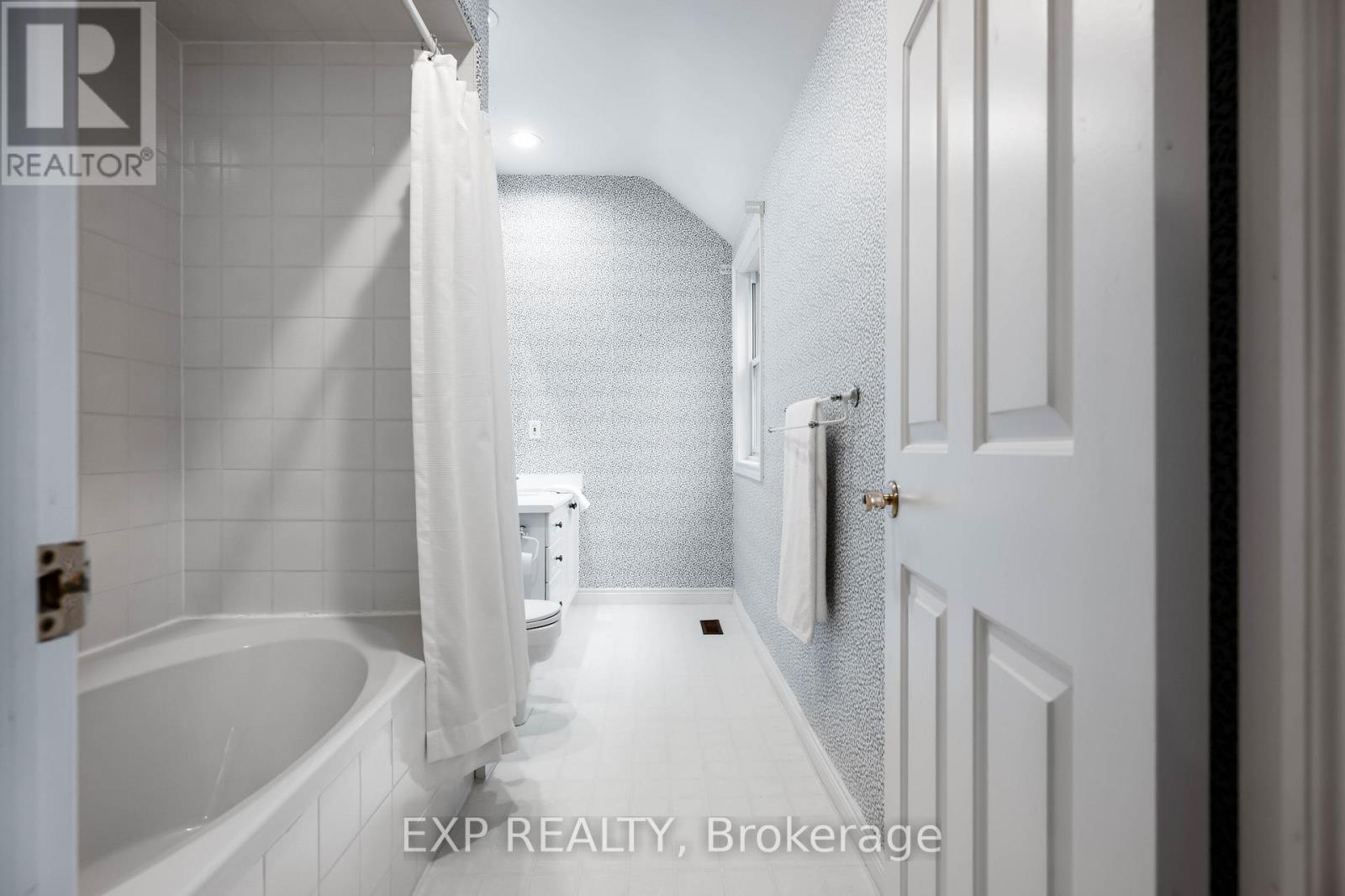 7 Ironwood Court, Mono, Ontario  L9W 4A8 - Photo 37 - X12861494