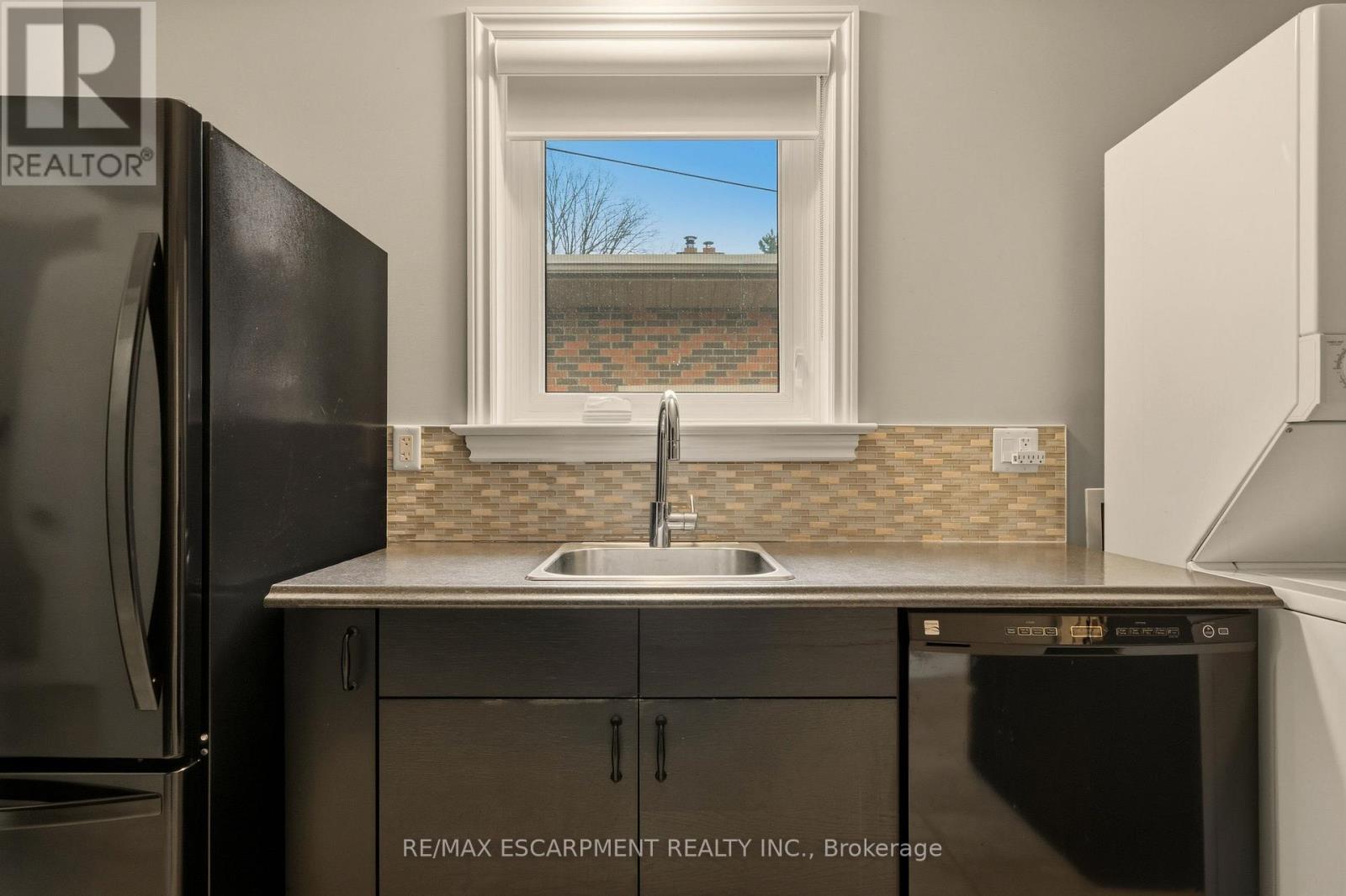 51 Westwood Avenue, Hamilton (Ainslie Wood), Ontario  L8S 2A7 - Photo 13 - X12861544