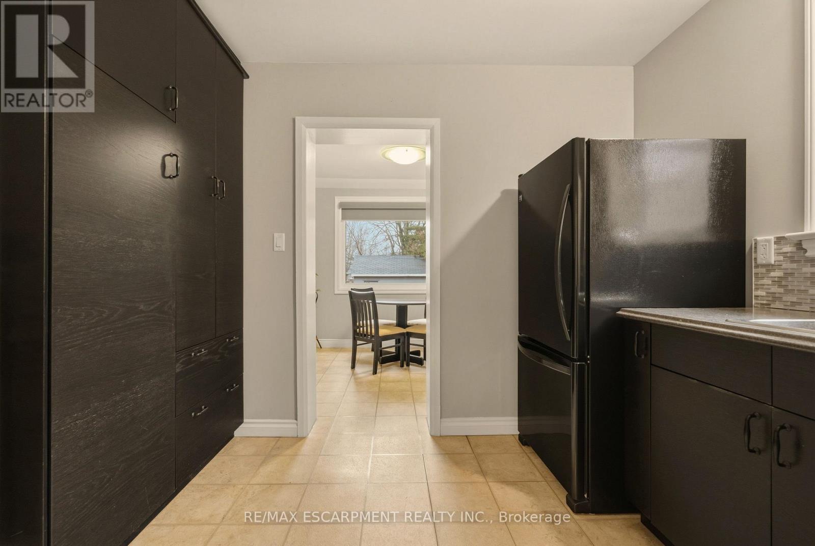 51 Westwood Avenue, Hamilton (Ainslie Wood), Ontario  L8S 2A7 - Photo 14 - X12861544