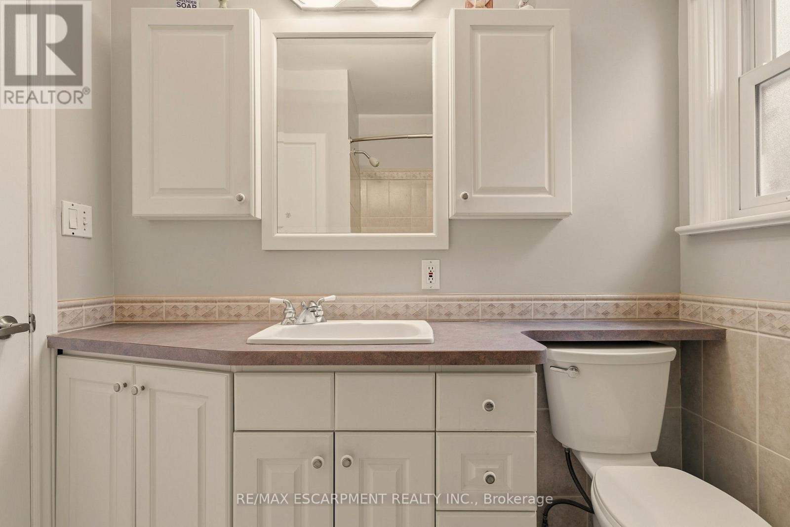 51 Westwood Avenue, Hamilton (Ainslie Wood), Ontario  L8S 2A7 - Photo 24 - X12861544