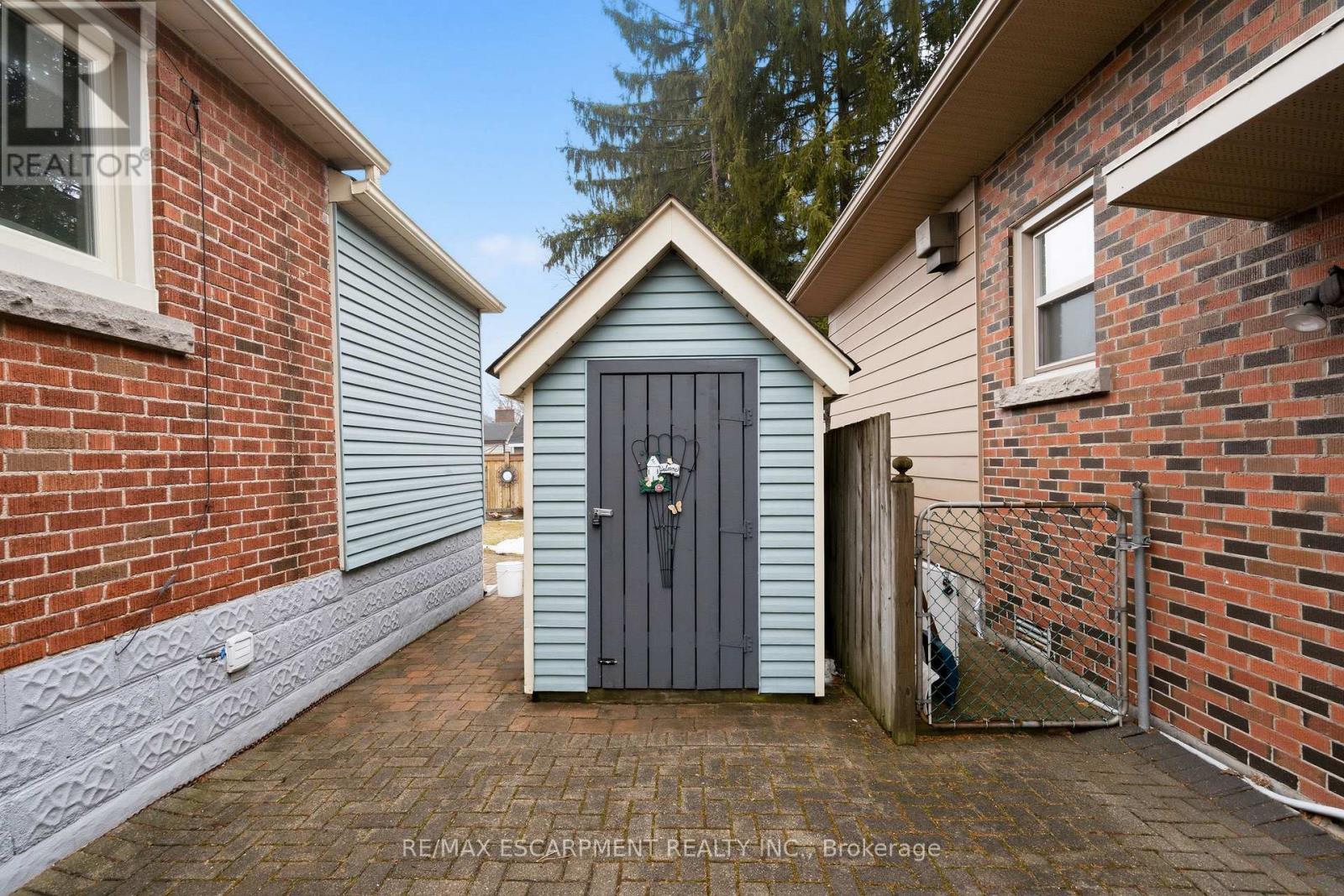 51 Westwood Avenue, Hamilton (Ainslie Wood), Ontario  L8S 2A7 - Photo 36 - X12861544