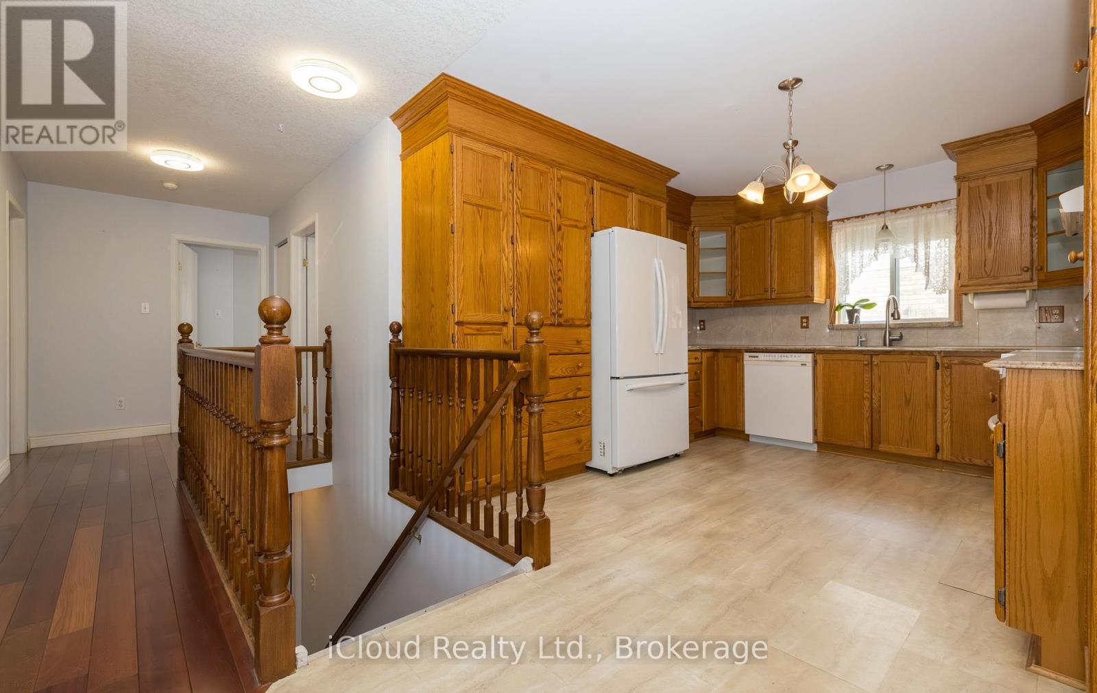 617 Trico Drive, Cambridge, Ontario  N3H 5P2 - Photo 9 - X12861588