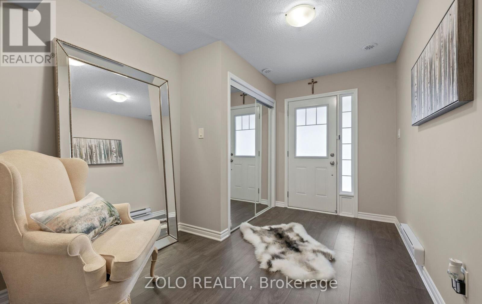 65 - 22 Spring Creek Drive, Hamilton (Waterdown), Ontario  L8B 1V7 - Photo 12 - X12861712