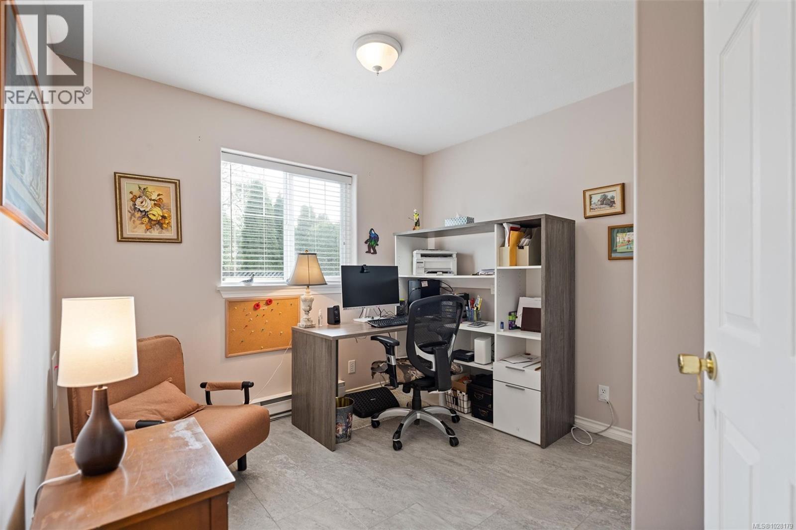 7 2715 Shelbourne St, Victoria, British Columbia  V8R 4M3 - Photo 28 - 1028179