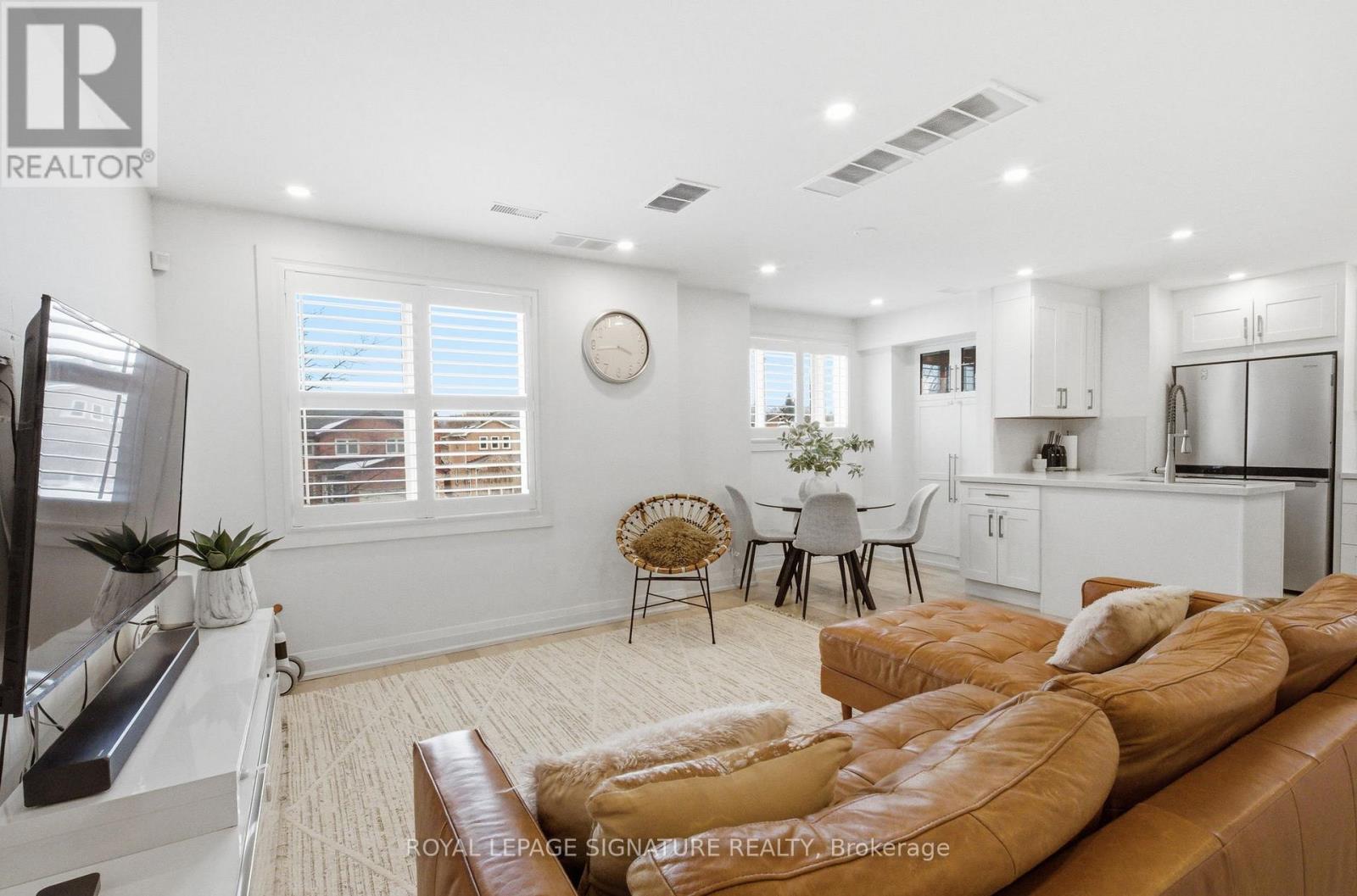 1029 - 75 Weldrick Road E, Richmond Hill, Ontario  L4C 0H9 - Photo 6 - N12860048