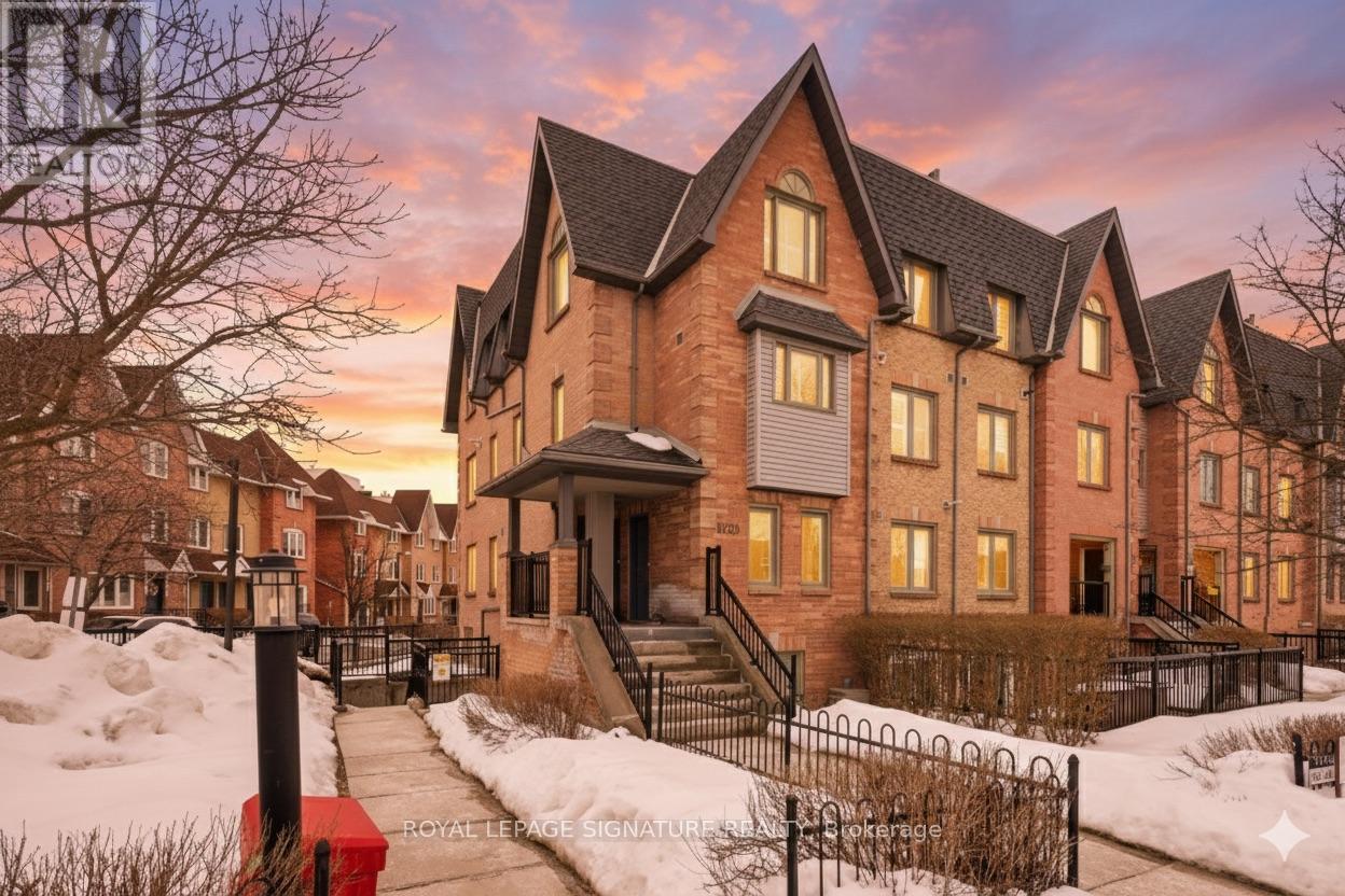 1029 - 75 Weldrick Road E, Richmond Hill, Ontario  L4C 0H9 - Photo 2 - N12860048