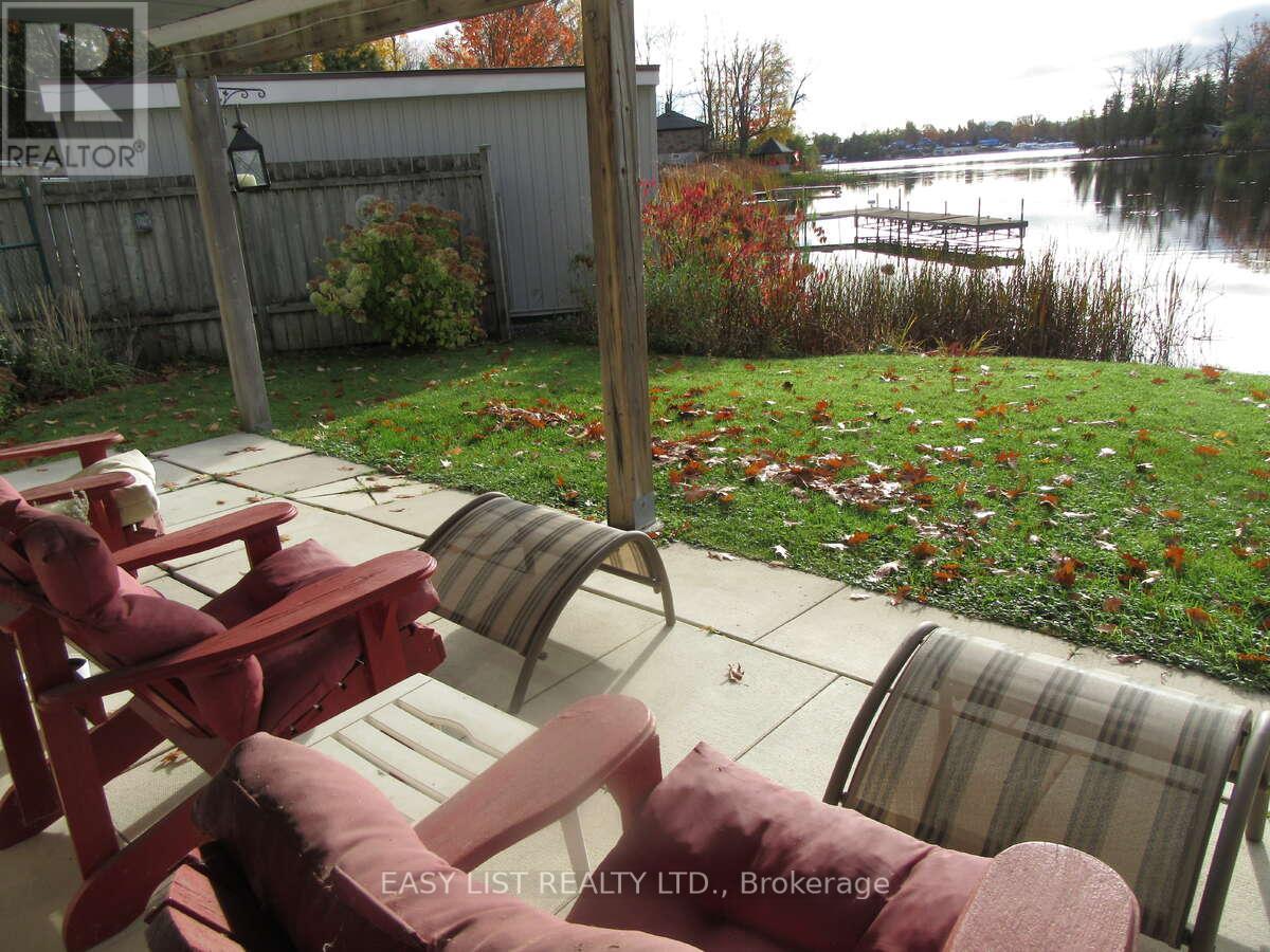 16 Fire Route 122, Trent Lakes, Ontario  K0M 1A0 - Photo 3 - X12542798