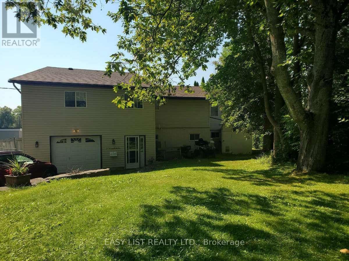 16 Fire Route 122, Trent Lakes, Ontario  K0M 1A0 - Photo 2 - X12542798