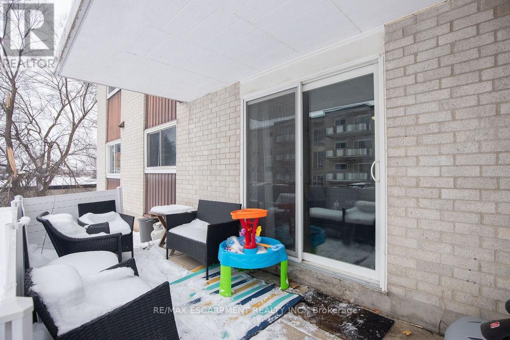 110 - 71 Vanier Drive, Kitchener, Ontario  N2C 1J4 - Photo 31 - X12765624