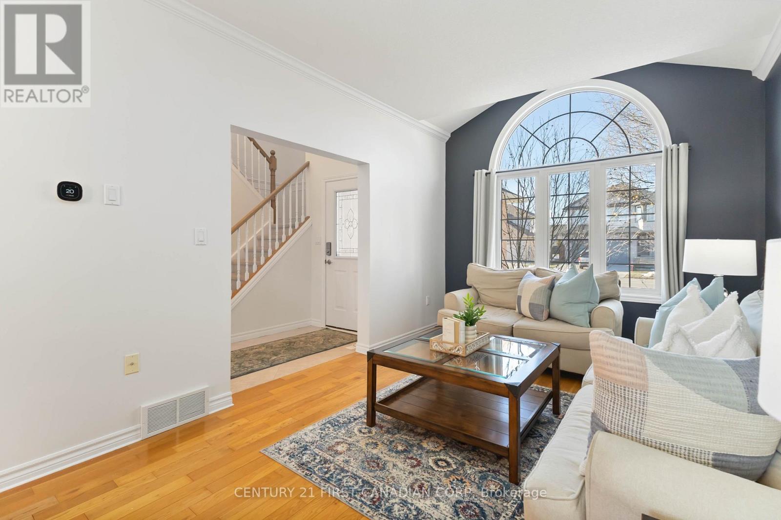 Photo 3 of 26 for 1 Watson Crescent