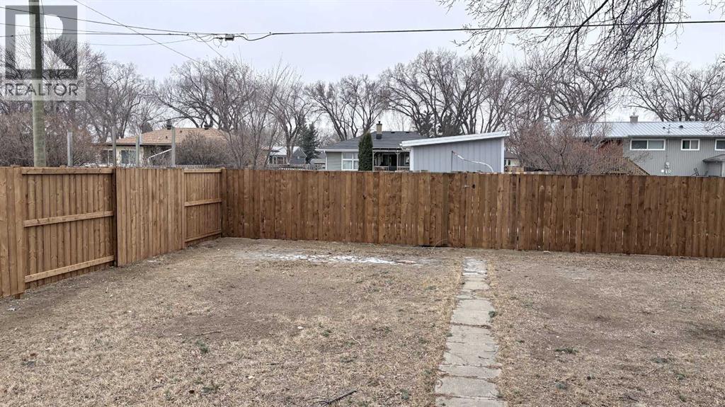 317 2 Avenue E, Bow Island, Alberta  T0K 0G0 - Photo 17 - A2290377