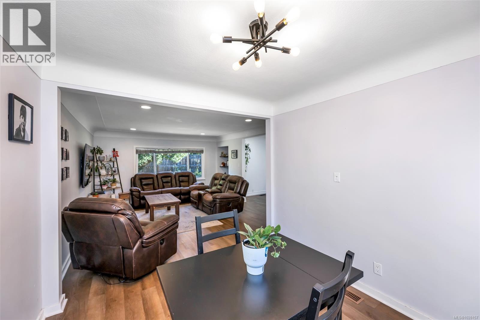 3126 Metchosin Rd, Colwood, British Columbia  V9C 2A1 - Photo 13 - 1028157