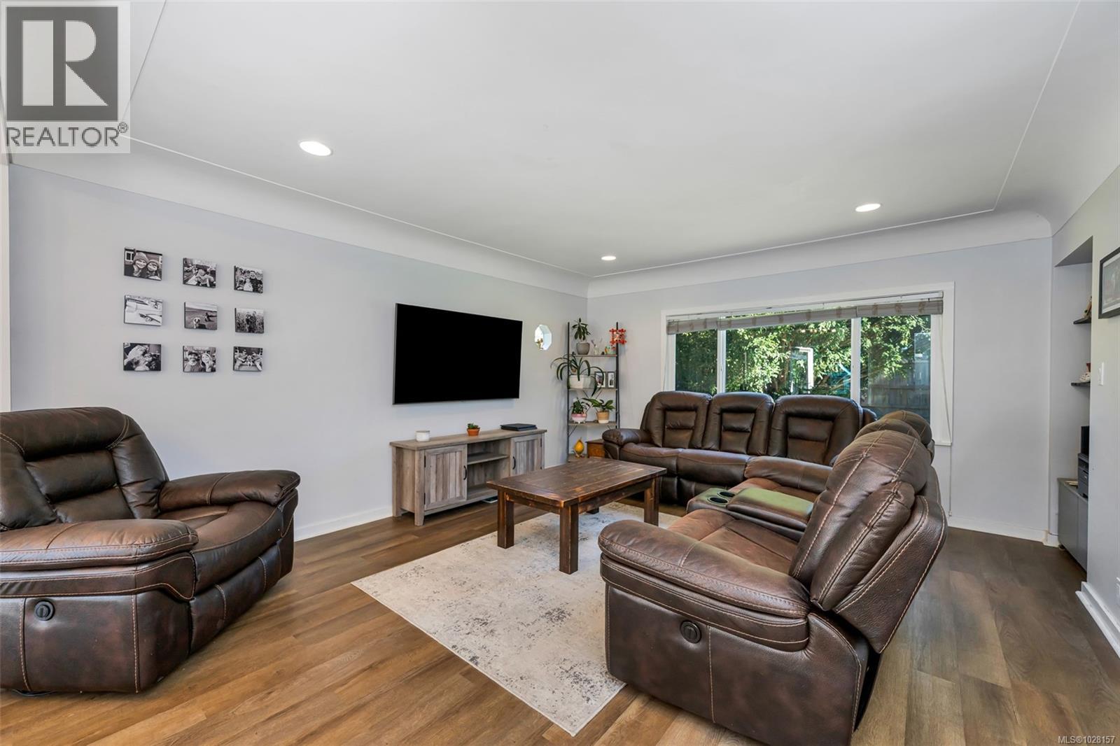 3126 Metchosin Rd, Colwood, British Columbia  V9C 2A1 - Photo 8 - 1028157