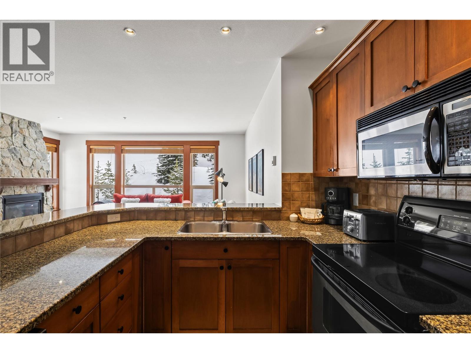 5257 Big White Road Unit# 304, Big White, British Columbia  V1P 1P3 - Photo 8 - 10378599