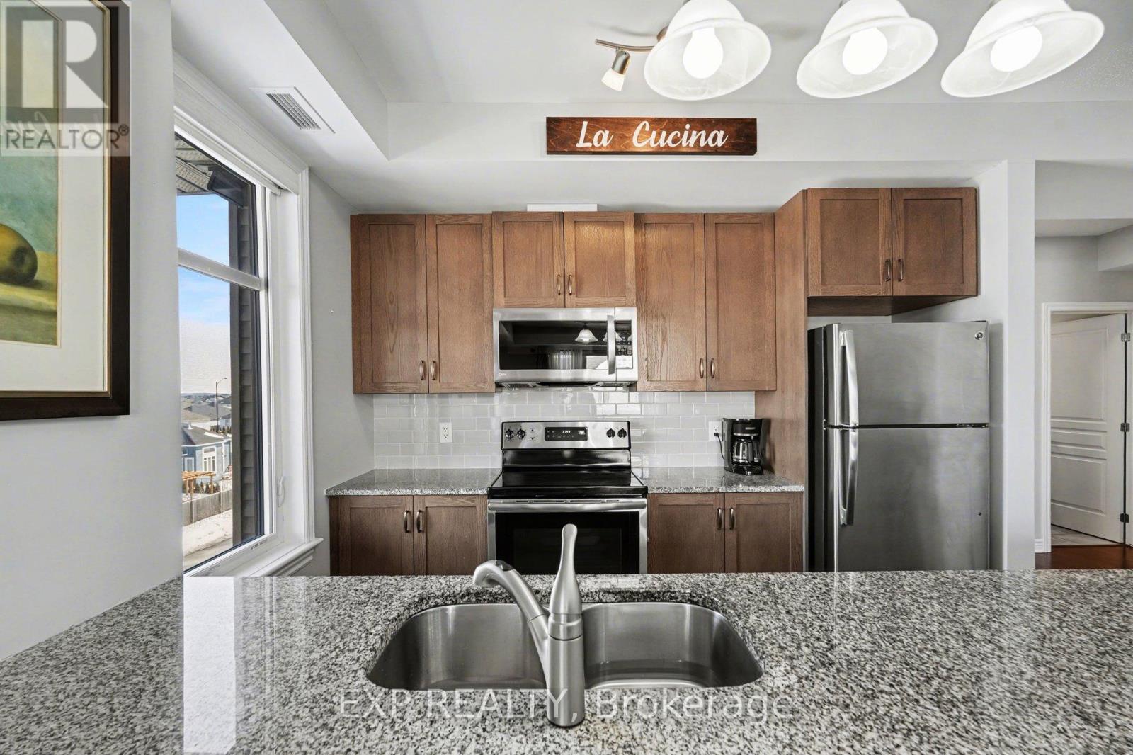 301 - 310 Jatoba Private, Ottawa, Ontario  K2V 0E7 - Photo 14 - X12861804