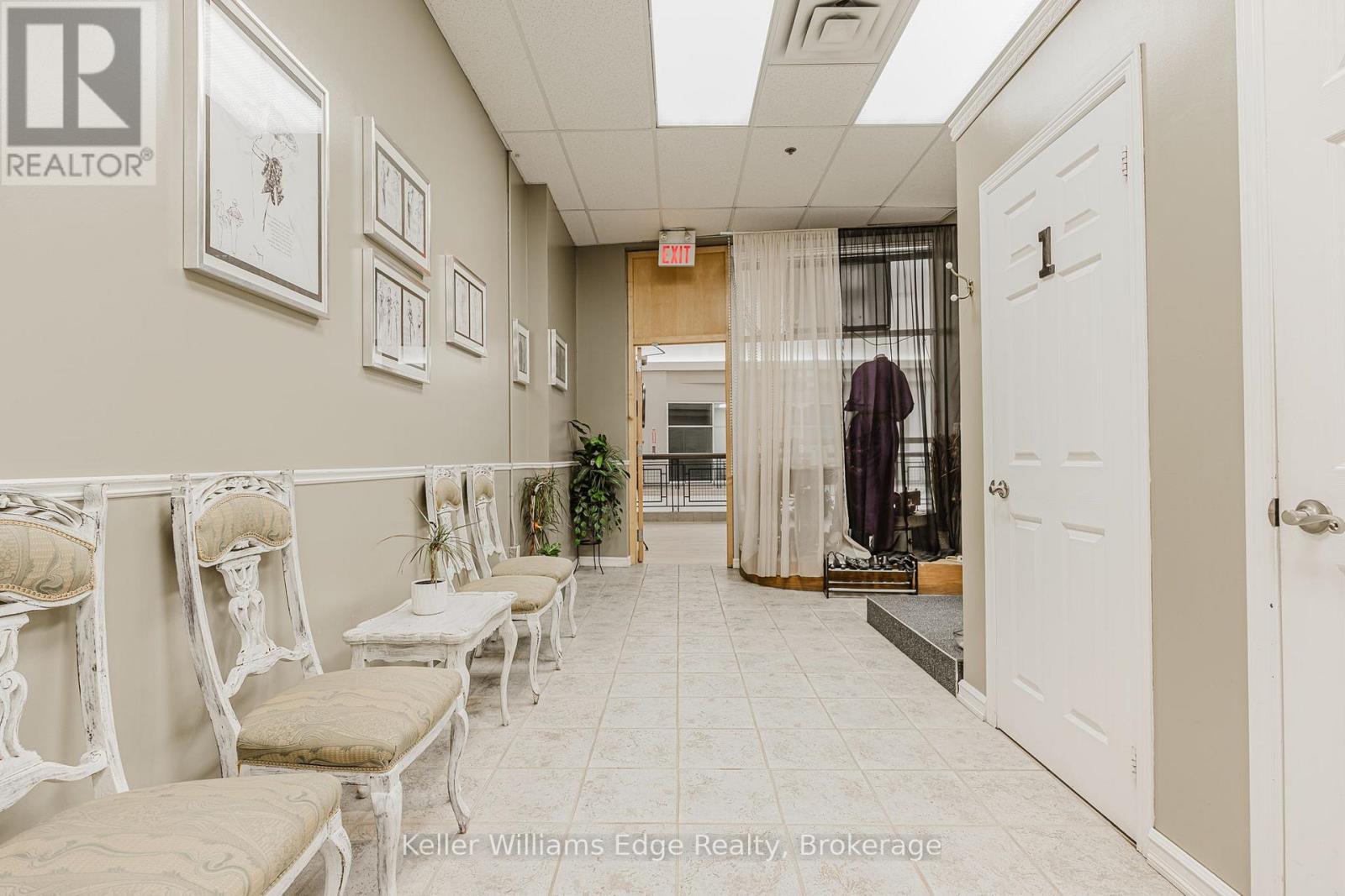 777 Guelph Line, Burlington, Ontario  L7R 3N2 - Photo 8 - W12861808