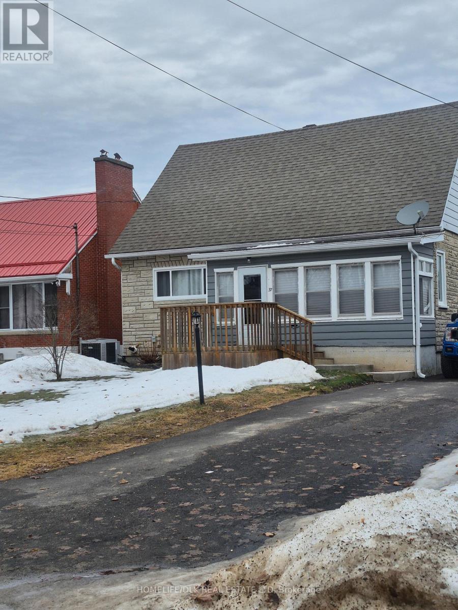 37 Ferguson Drive, Brockville, Ontario  K6V 4P9 - Photo 3 - X12861510