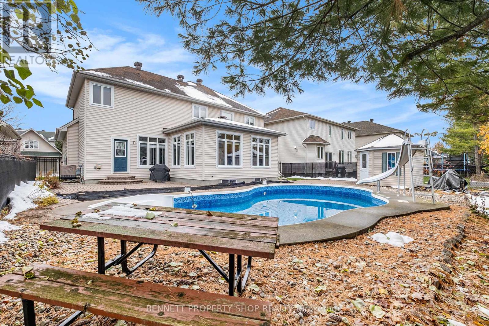 578 Devonwood Circle, Ottawa, Ontario  K1T 4E6 - Photo 39 - X12552242