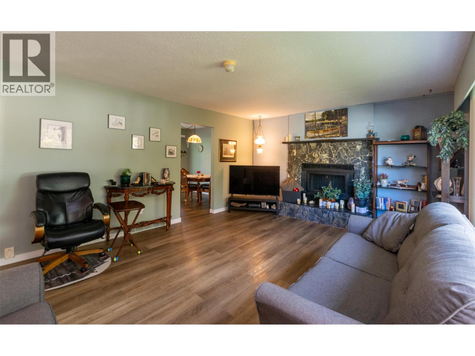 2380 8 Avenue Se, Salmon Arm, British Columbia  V1E 2H8 - Photo 12 - 10378543