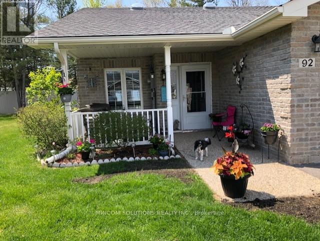 92 Clover Crescent, Wasaga Beach, Ontario  L9Z 0G4 - Photo 2 - S12813978