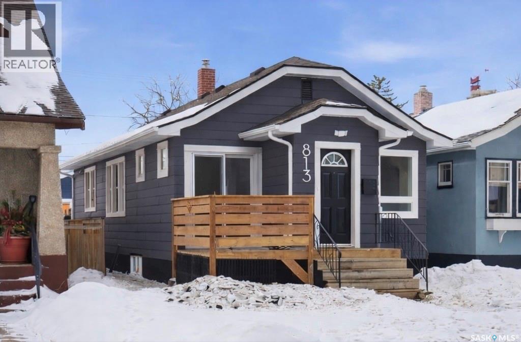 813 4th Avenue N, Saskatoon, Saskatchewan  S7K 2N3 - Photo 2 - SK029957