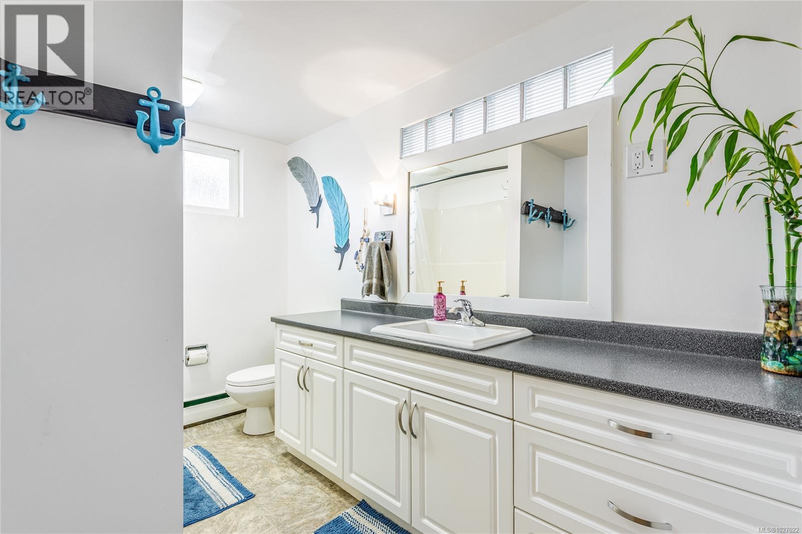 1631 20th Ave, Campbell River, British Columbia  V9W 4N1 - Photo 18 - 1027022