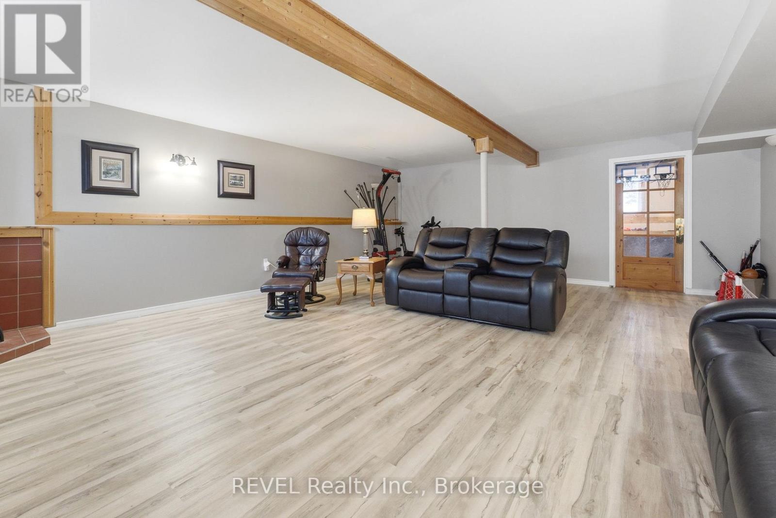 5 Barbara Avenue, Oro-Medonte, Ontario  L0L 2E0 - Photo 32 - S12861824