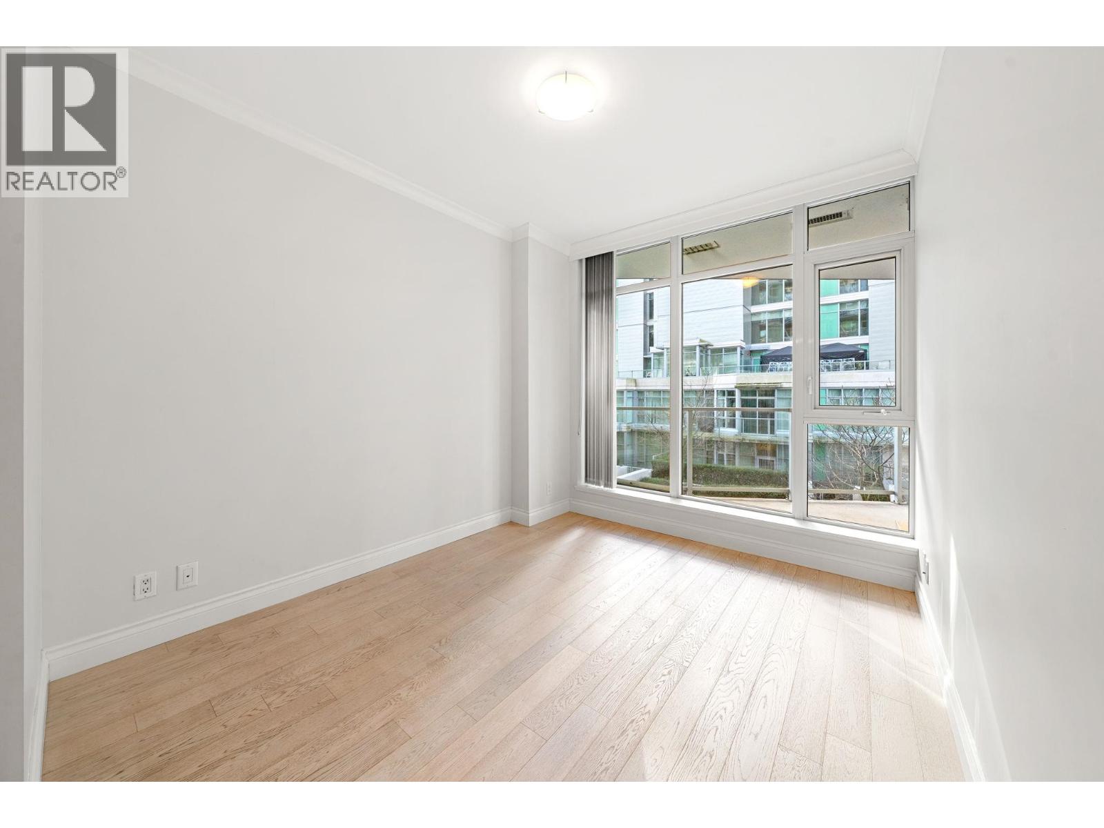 208 199 Victory Ship Way, North Vancouver, British Columbia  V9L 0E2 - Photo 15 - R3097339