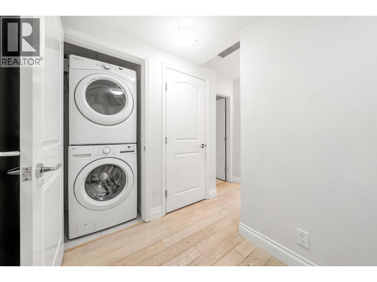 208 199 Victory Ship Way, North Vancouver, British Columbia  V9L 0E2 - Photo 8 - R3097339