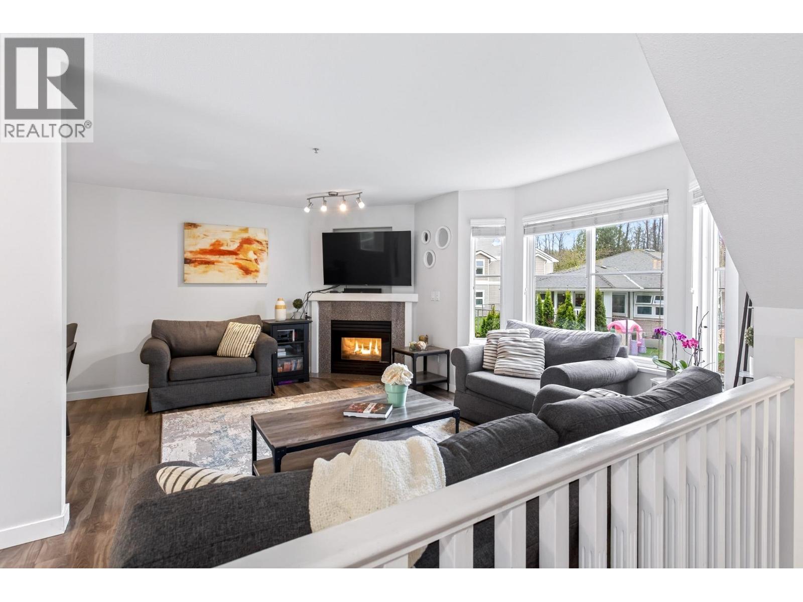 20 2458 Pitt River Road, Port Coquitlam, British Columbia  V3C 6J7 - Photo 3 - R3097350