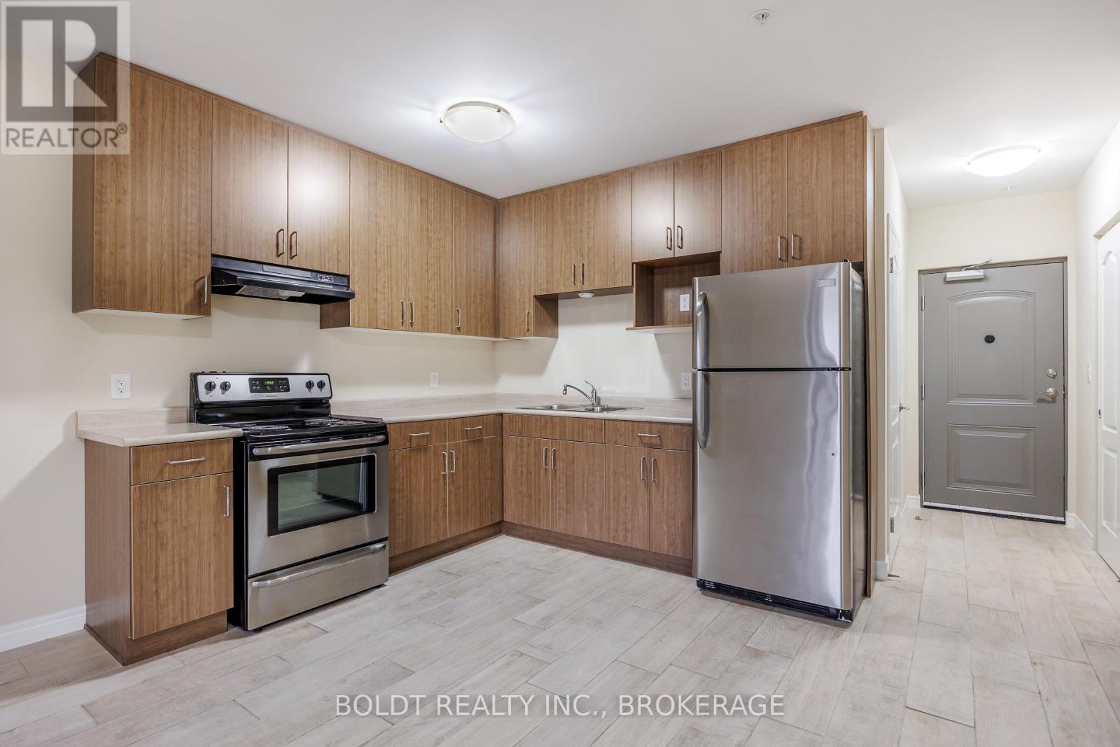 502 - 5837 Dunn Street, Niagara Falls, Ontario  L2G 0X7 - Photo 4 - X12861798