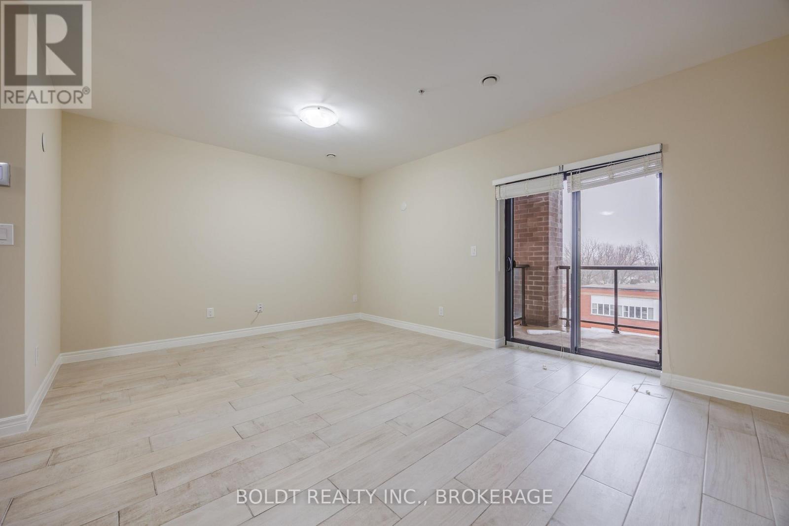 502 - 5837 Dunn Street, Niagara Falls, Ontario  L2G 0X7 - Photo 6 - X12861798