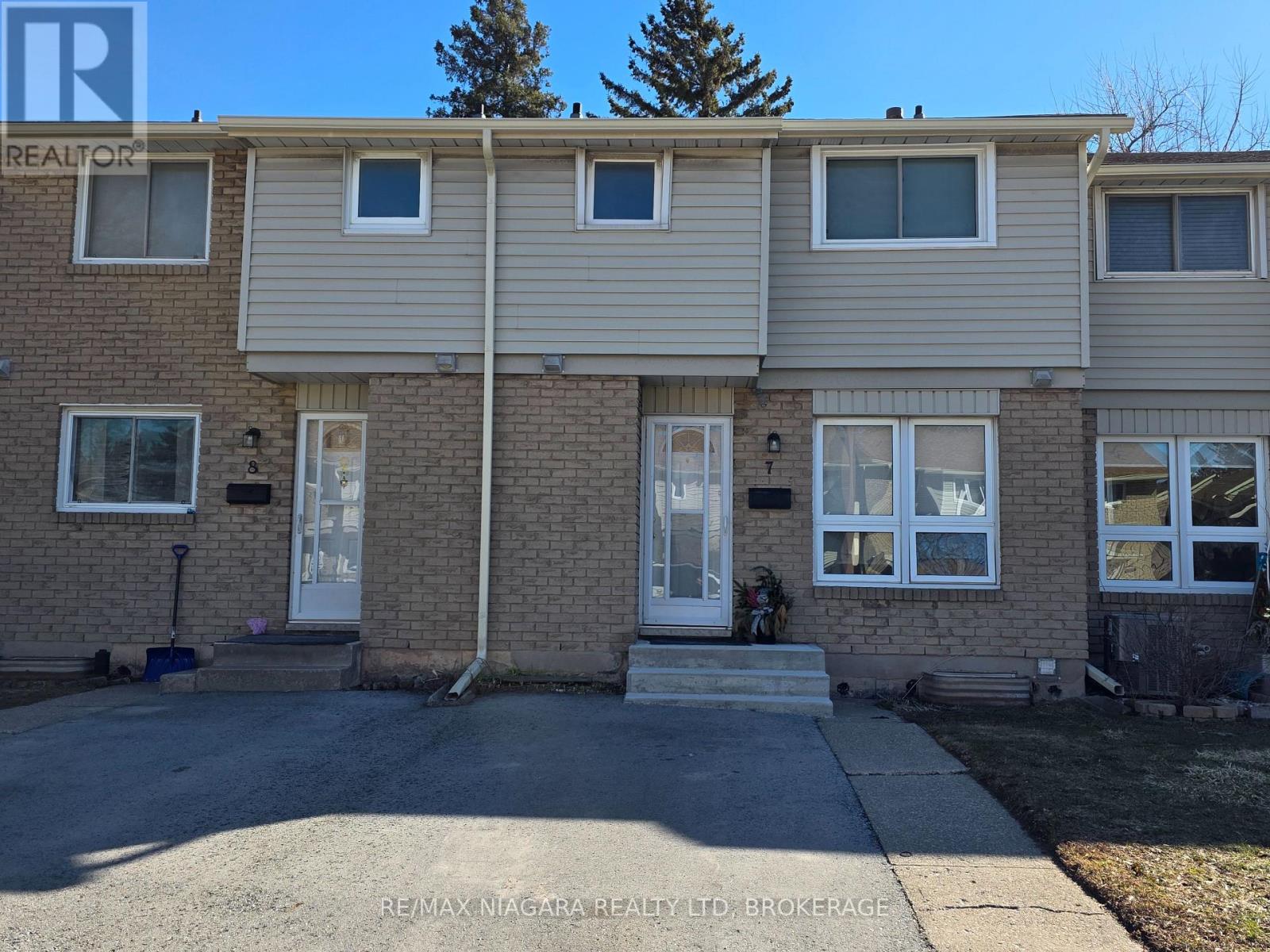 7 - 6767 Thorold Stone Road, Niagara Falls, Ontario  L2J 3W9 - Photo 1 - X12861802