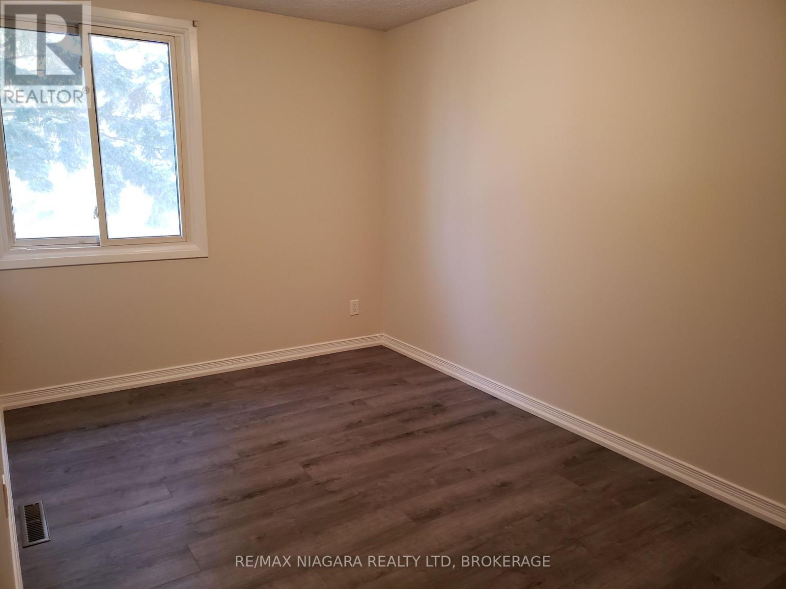 7 - 6767 Thorold Stone Road, Niagara Falls, Ontario  L2J 3W9 - Photo 17 - X12861802