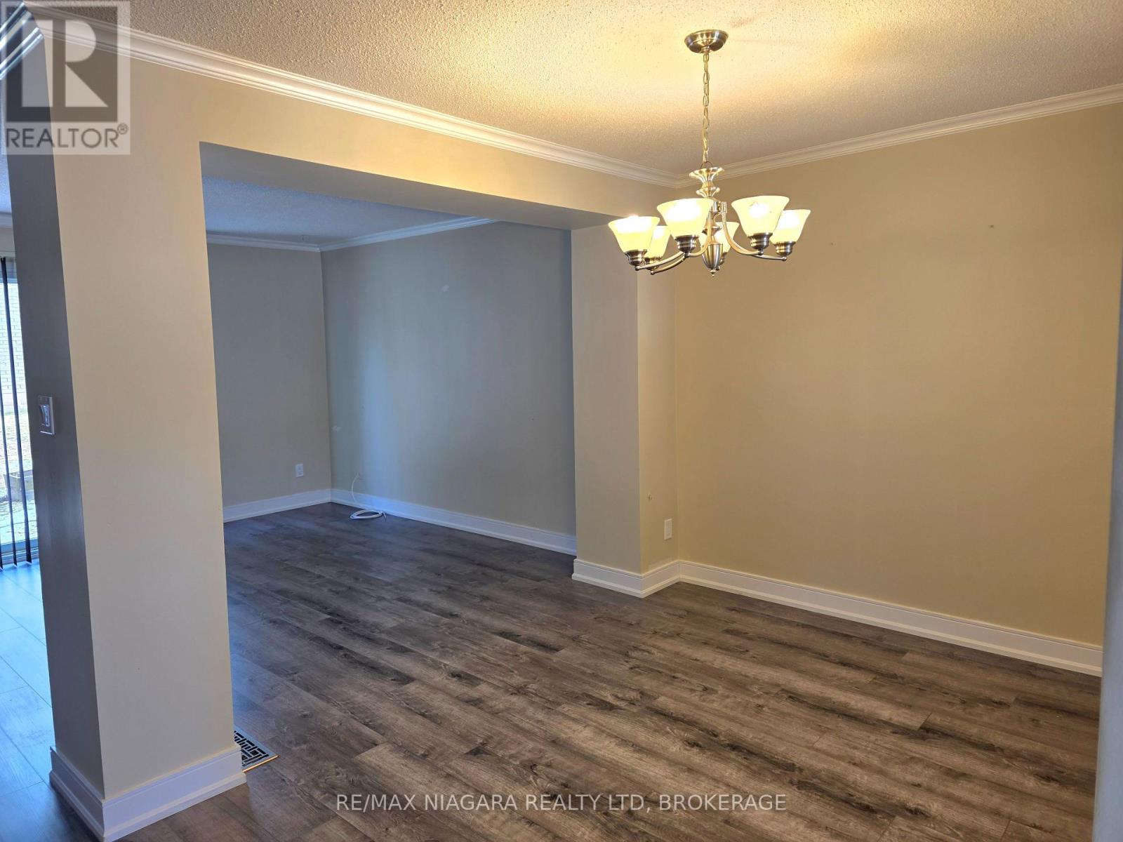 7 - 6767 Thorold Stone Road, Niagara Falls, Ontario  L2J 3W9 - Photo 5 - X12861802