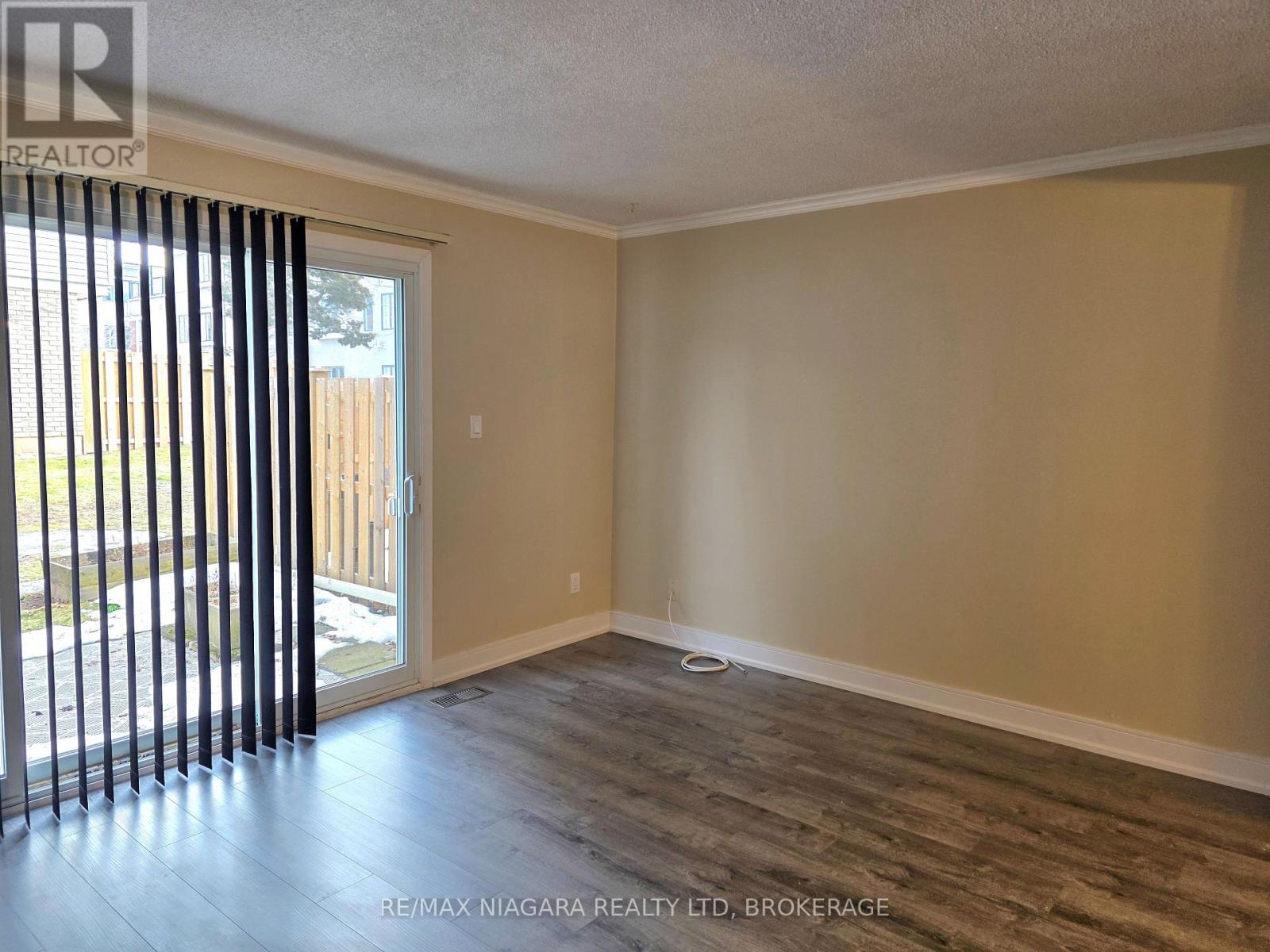 7 - 6767 Thorold Stone Road, Niagara Falls, Ontario  L2J 3W9 - Photo 7 - X12861802